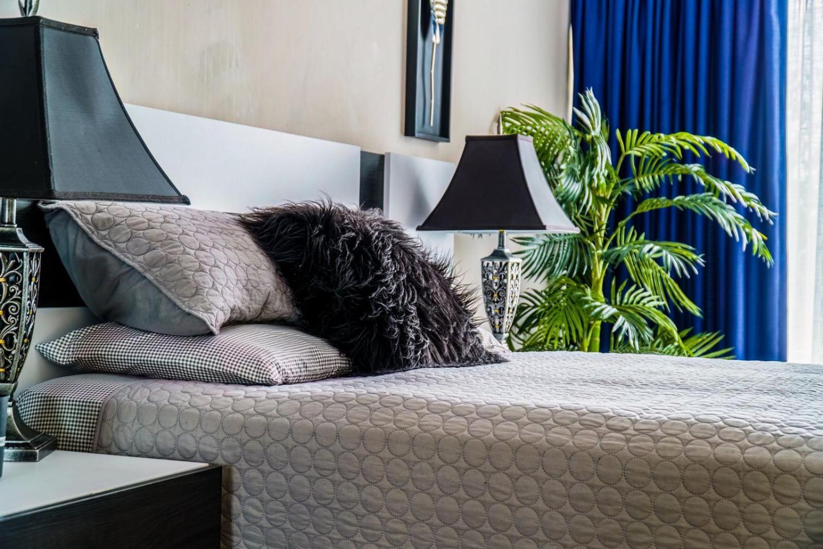 20South Lux Apartments 1Br 킹스톤 외부 사진